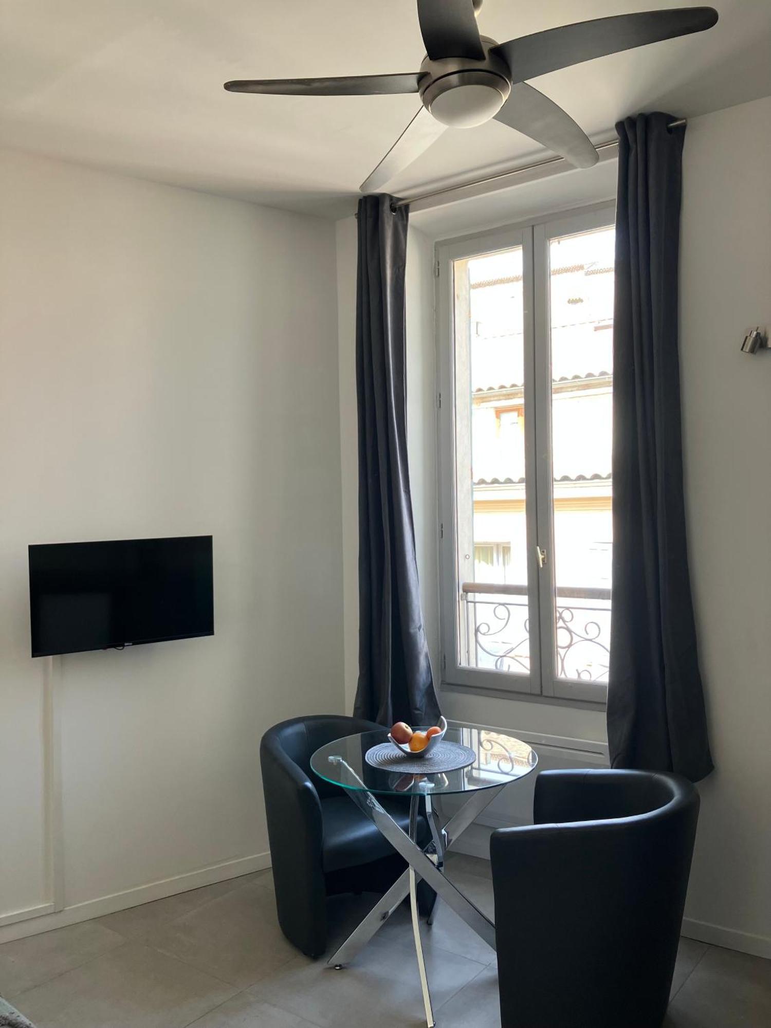 A Quartier Du Suquet Cannes